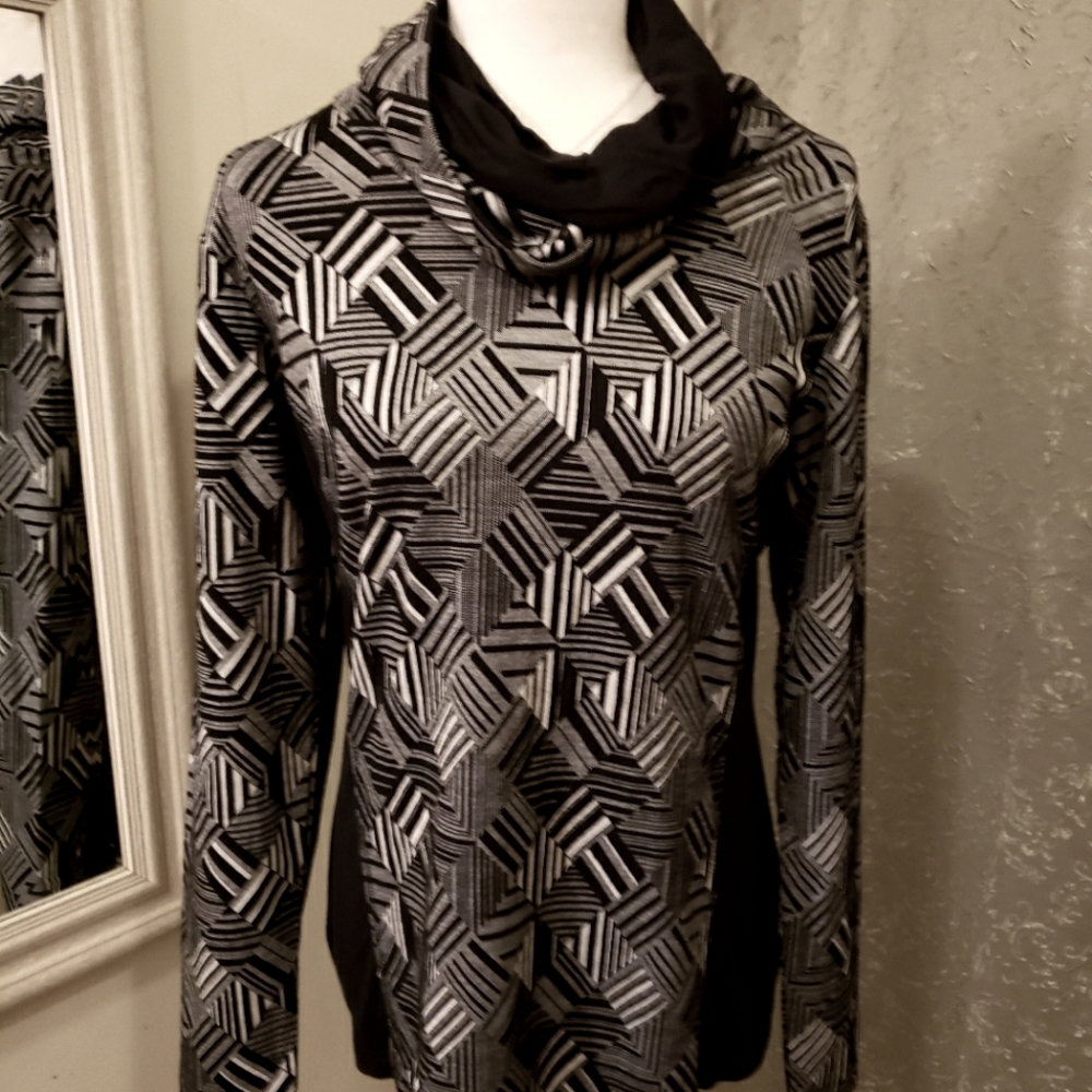 Linea Domani turtleneck